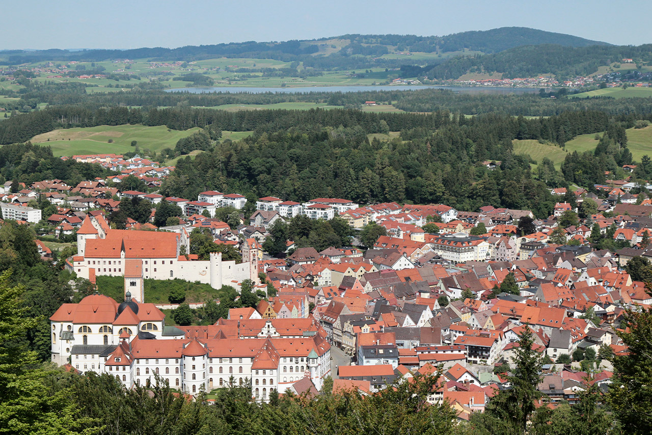 Der Blick auf die Stadt Reutte.