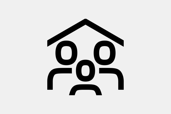 Symbol von Personalhaus mit stilisierten Figuren und einem Dach.